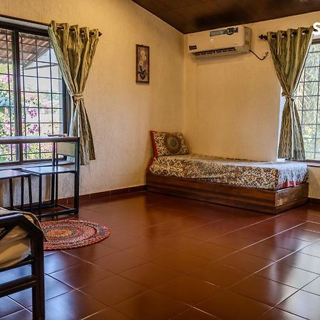 Nysa Villa & Homestay By Stayatlas Igatpuri Dış mekan fotoğraf