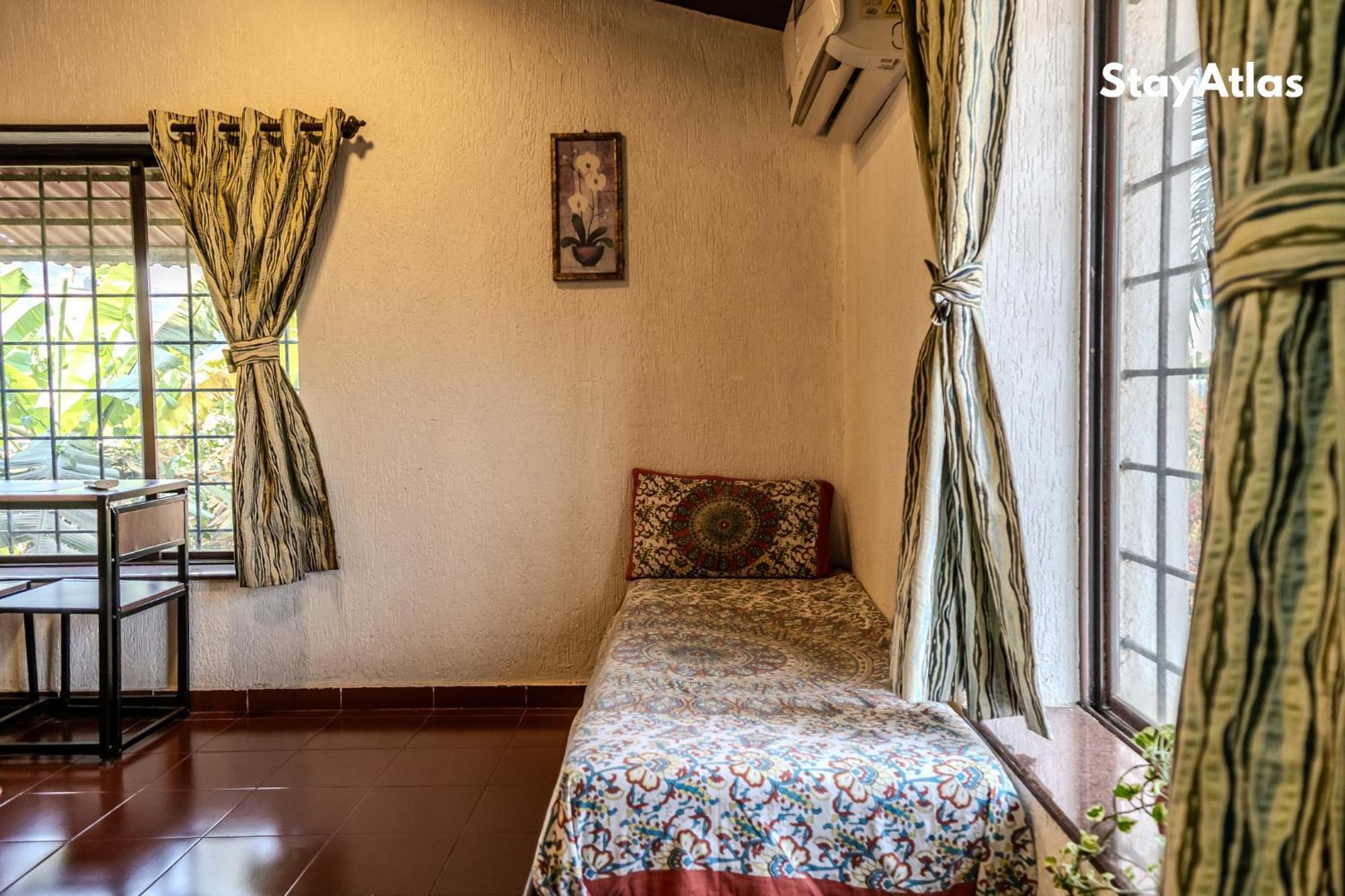 Nysa Villa & Homestay By Stayatlas Igatpuri Dış mekan fotoğraf