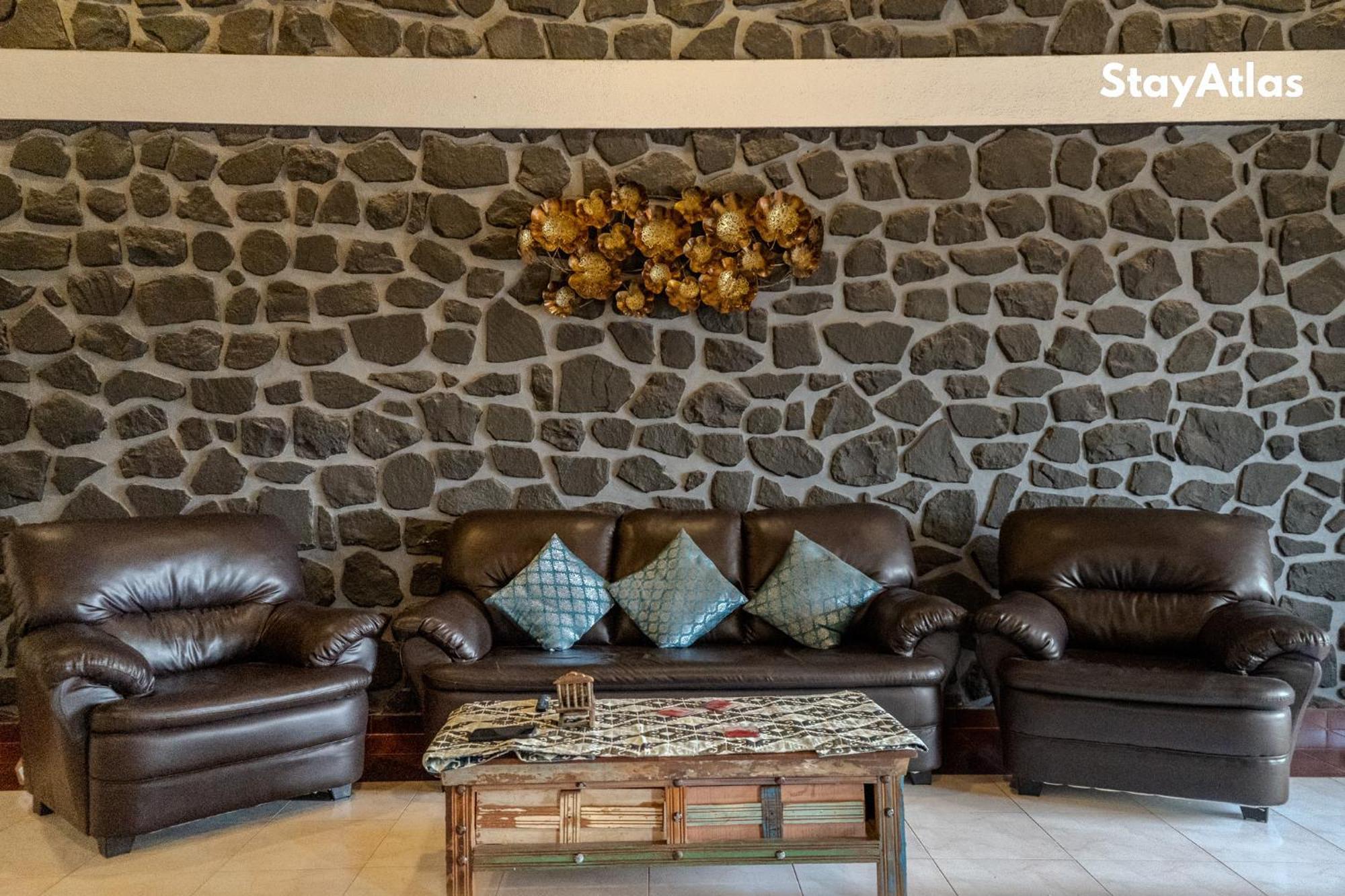 Nysa Villa & Homestay By Stayatlas Igatpuri Dış mekan fotoğraf